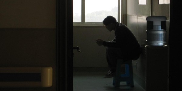 昨天同学聚会，通知28人，实到9人，不愿参加的人内心要过这道坎