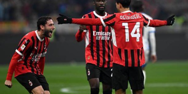 九游体育注册-【现场】冤家局，轮换局，米兰狂胜萨索洛！