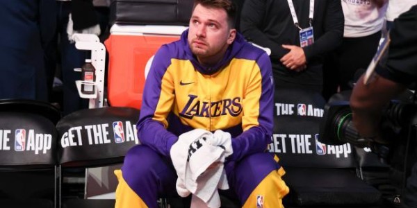 45分+主动犯规下场！东契奇用眼泪和隐忍诠释爱