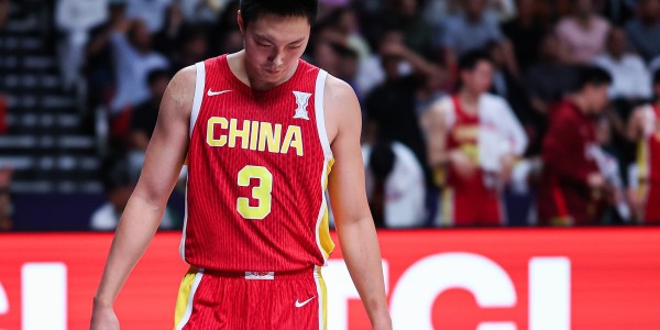 九游体育入口-1分惜败！与世界级强队打到最后一个回合 近十年最好的中国男篮