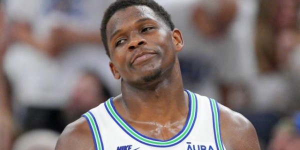 九游体育-两处细节决定比赛！教练斗法基德让芬奇甘拜下风