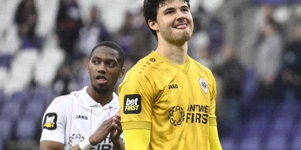 九游体育app-记者：曼联有信心在未来两天内敲定拉门斯的转会