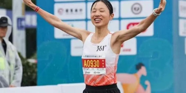 九游体育注册-最快女护士张水华：一手好牌，打得稀烂