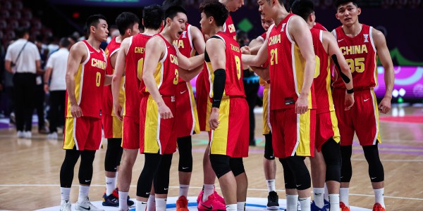 澳篮媒体人：中国男篮和新西兰男篮差距没有那么大，输赢只在5分之间