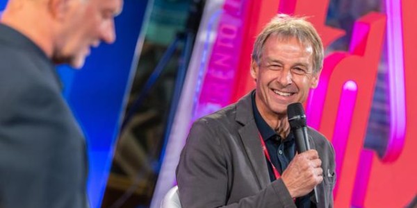 九游体育-从特拉帕托尼到德意志童话：金色轰炸机的金色冒险