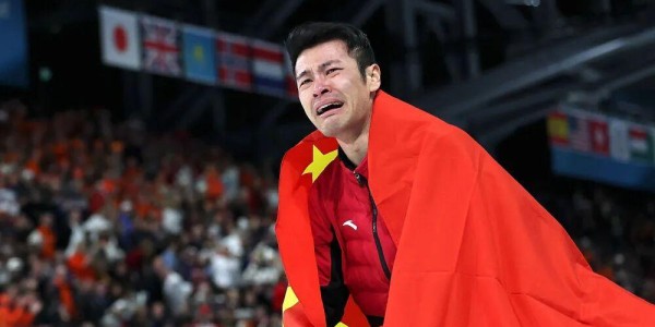 九游体育下载-虎口拔牙！速滑男子1500米宁忠岩破奥运纪录摘金