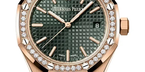 C罗豪掷27万为乔治娜购置保时捷与名表 太阳报揭秘宠妻细节